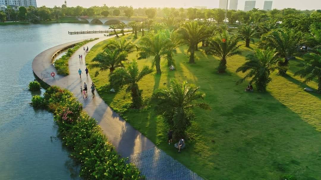 Vỉa hè ở Ecopark